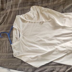 Zyia Long Sleeve top, size large.